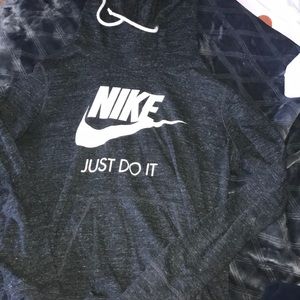 Nikie hoodie